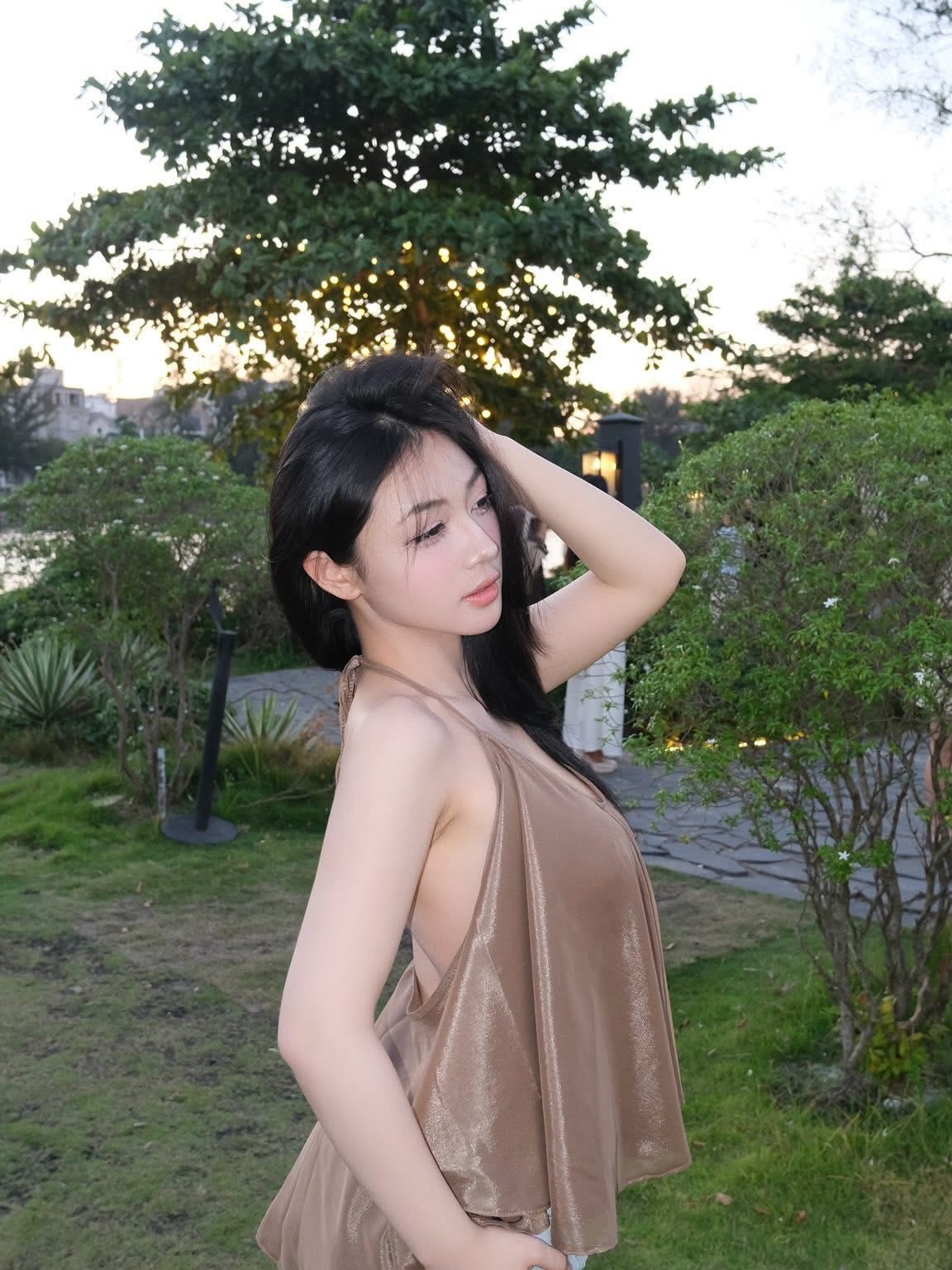 Trần Hà Linh trend 2026 - Lifestyle gần gũi và có tính chữa lành