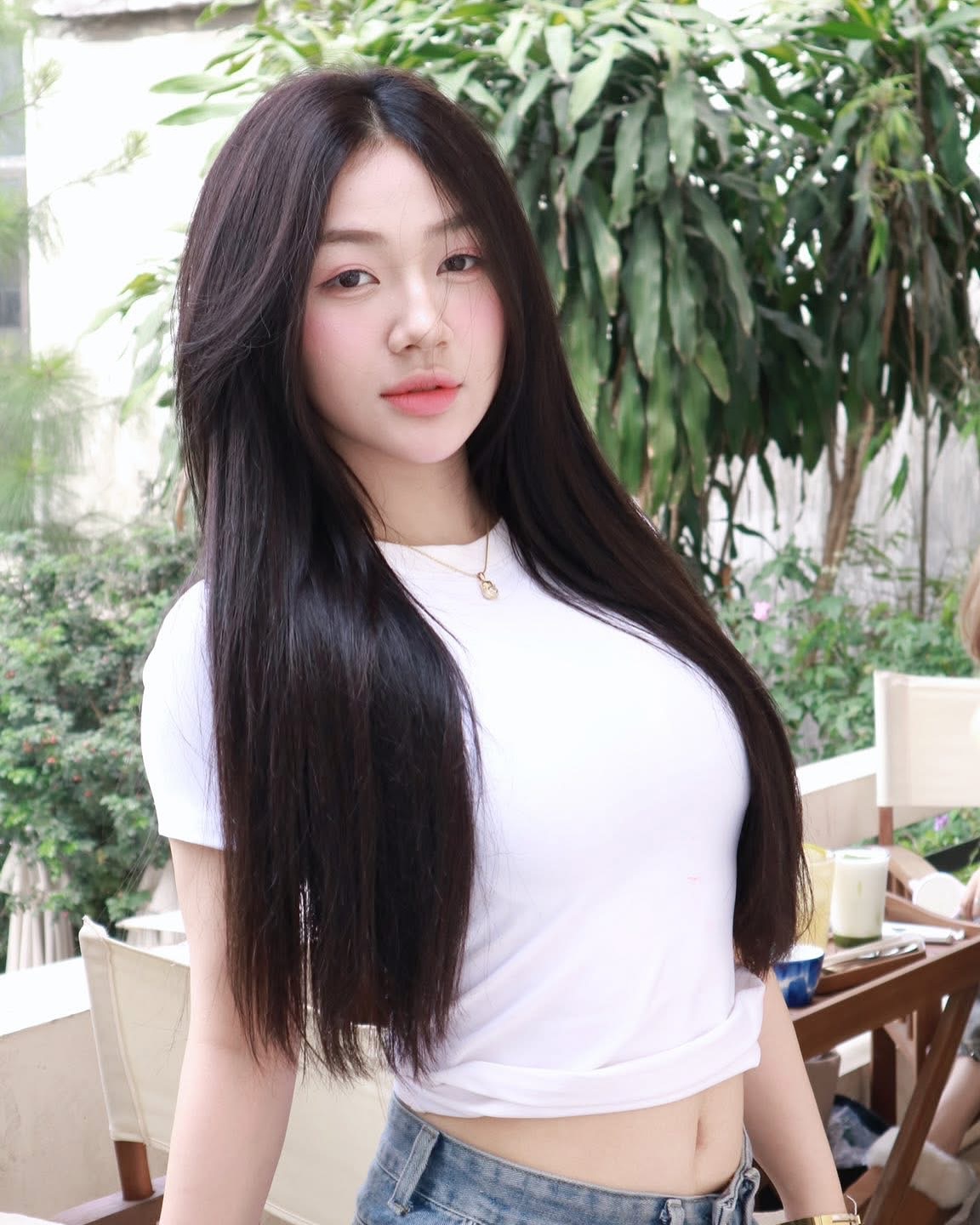 Trần Hà Linh ảnh đẹp nhất - Phong cách tối giản và thanh lịch Trần Hà Linh ảnh đẹp nhất - Phong cách tối giản và thanh lịch