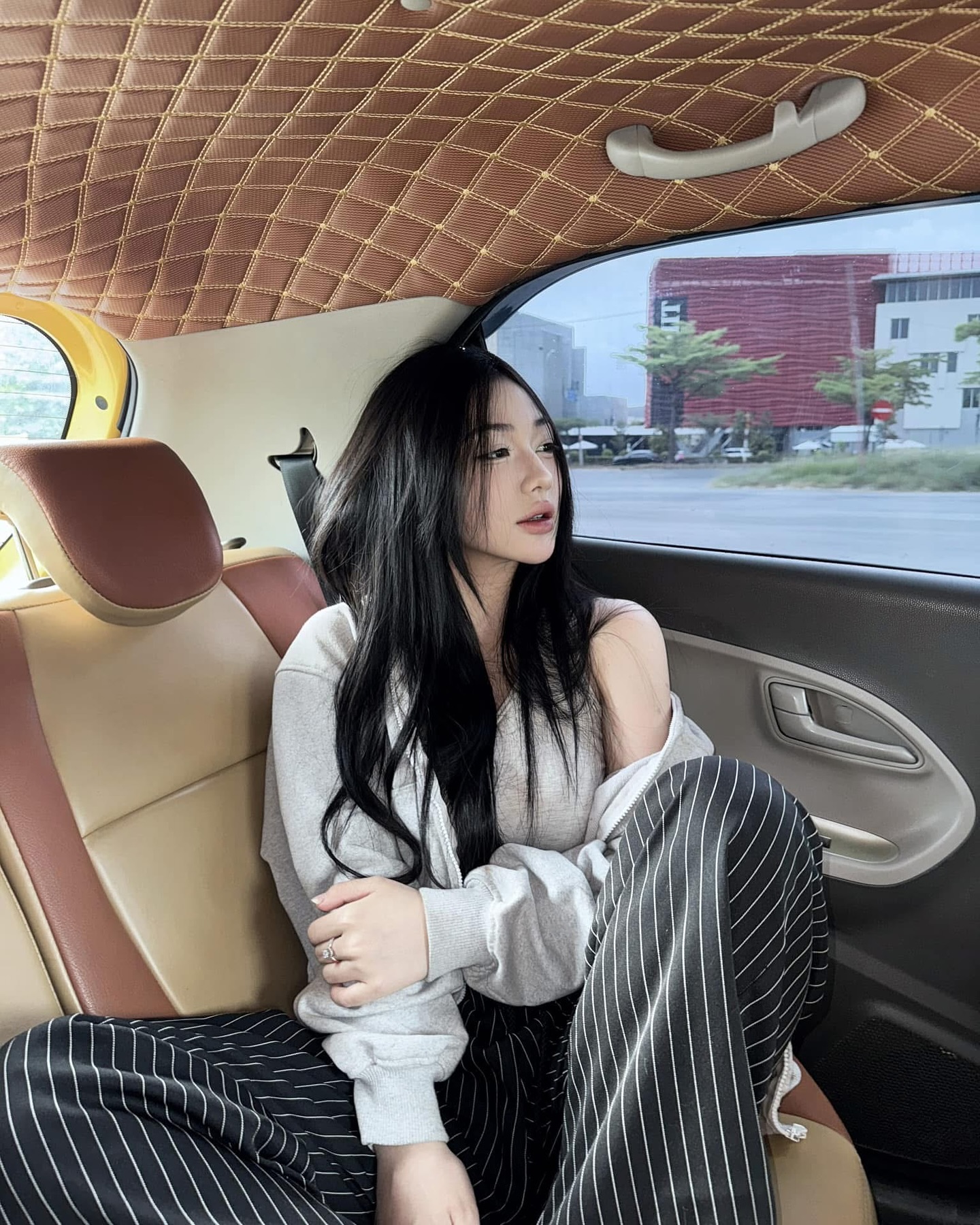 Trần Hà Linh phòng ngủ - Trần Hà Linh phòng ngủ và tinh thần aesthetic trong không gian riêng Trần Hà Linh phòng ngủ - Trần Hà Linh phòng ngủ và tinh thần aesthetic trong không gian riêng