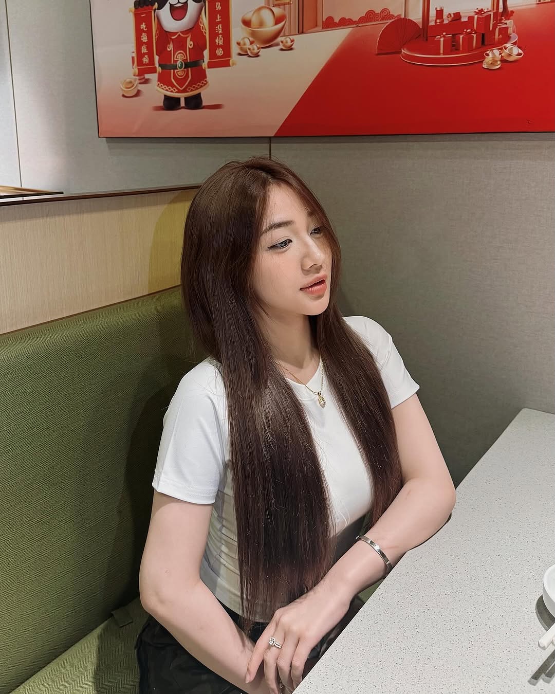 Cách làm trắng da như Trần Hà Linh - Hiểu đúng về da sáng mịn Cách làm trắng da như Trần Hà Linh - Hiểu đúng về da sáng mịn