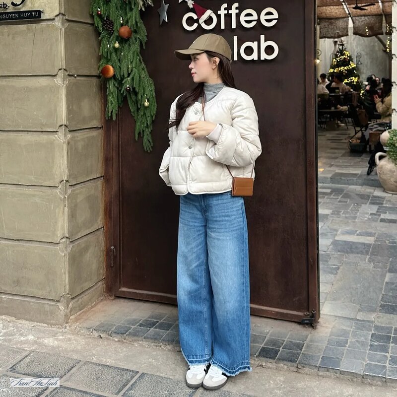 Outfit đi cà phê cho nữ - 12 gợi ý Outfit đi cà phê cho nữ theo kiểu quán Outfit đi cà phê cho nữ - 12 gợi ý Outfit đi cà phê cho nữ theo kiểu quán