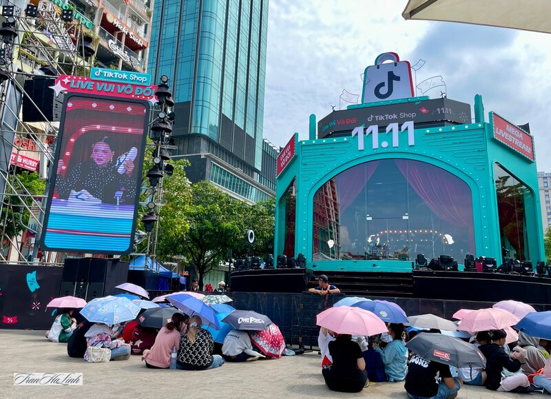 TikToker livestream bán hàng nổi tiếng - Checklist trước khi chốt đơn