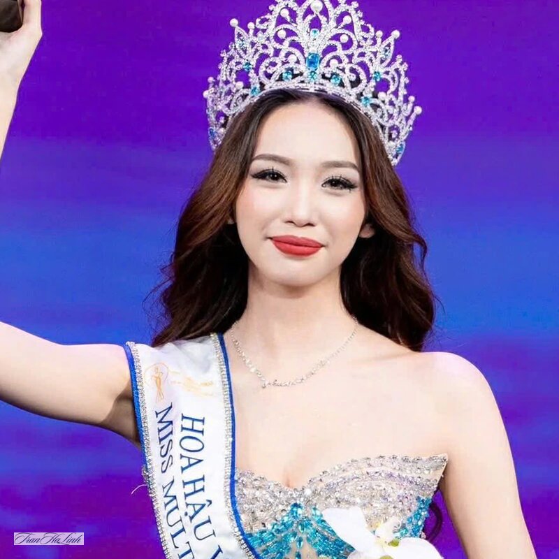 Trần Hà Linh hoa khôi - Danh hiệu phụ Trần Hà Linh hoa khôi - Danh hiệu phụ